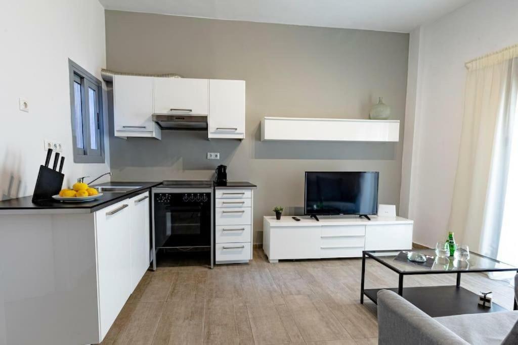 Athens Tower 2 Bedroom Apartment By Superhost Hub Eksteriør bilde
